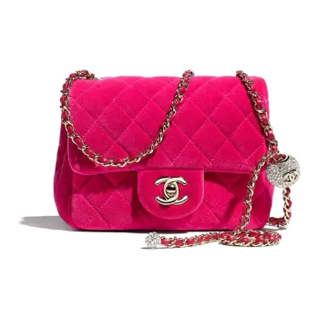CHANEL Classic Flap CF Shoulder Bags