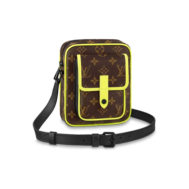 LOUIS VUITTON Christopher Wearable Wallet Florescent Yellow-0
