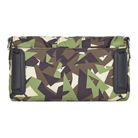 FENDI Baguette Crossbody Bags-2