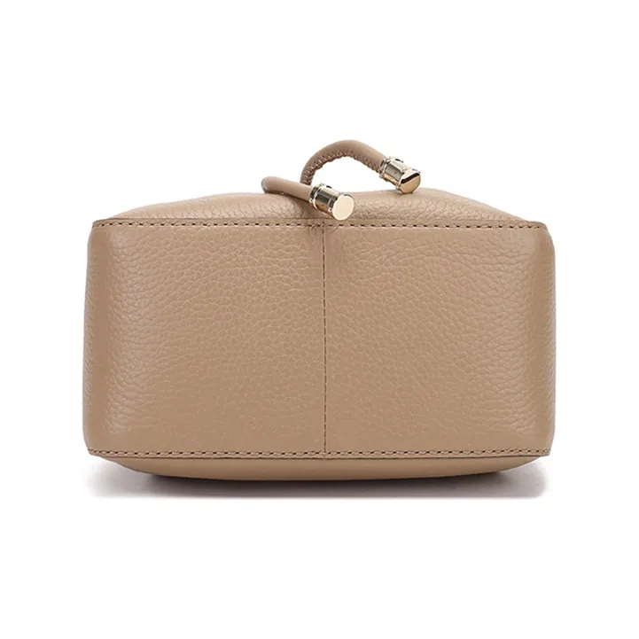 MICHAEL KORS Phoebe Cow Leather Bucket Bag, Chain Bag, Shoulder Bag Women's Camel-4