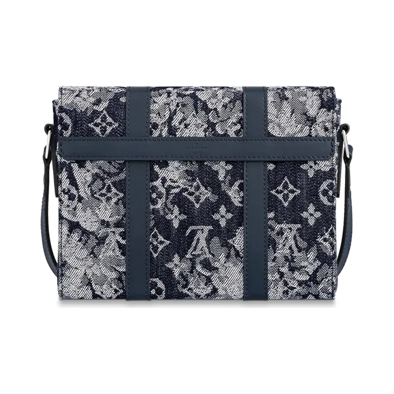 LOUIS VUITTON Monogram Tapestry Trunk Messenger-2