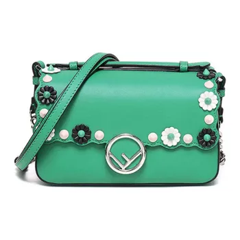 FENDI Shoulder Bags