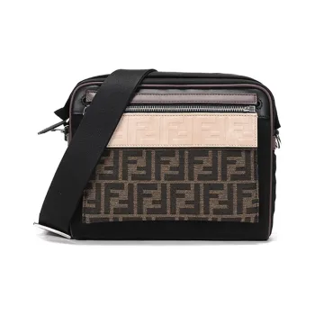 FENDI Shoulder Bags