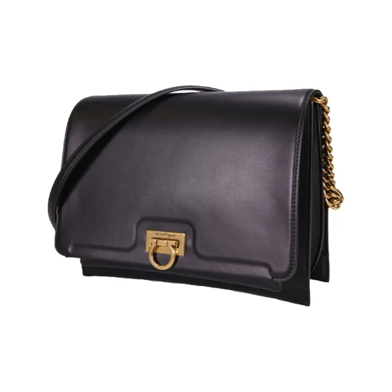 Ferragamo Trifolio Shoulder Bags-2