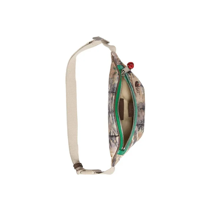 The North Face X GUCCI Fanny Packs-5