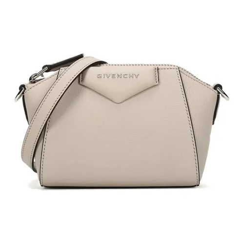 Givenchy Antigona Shoulder Bags