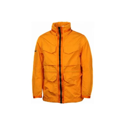 Nike SPORTSWEAR TECH PACK Jackets Men Golden Orange Yellow