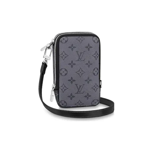 LOUIS VUITTON Crossbody Bags