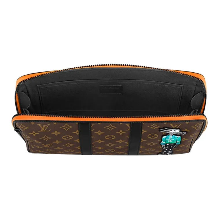 LOUIS VUITTON Keepall Pouch-4