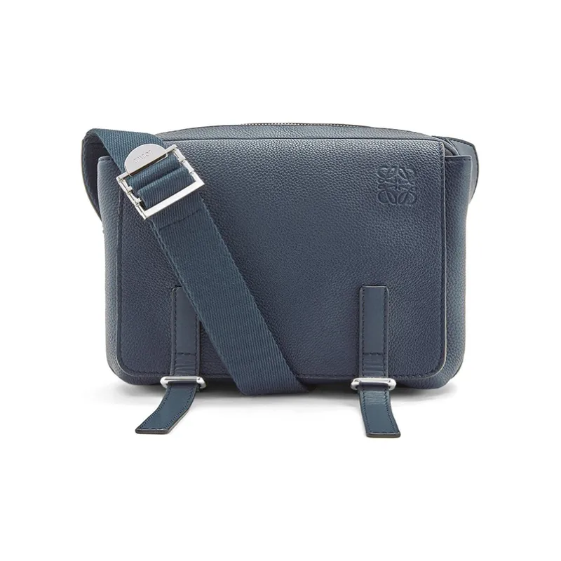 LOEWE Shoulder Bags-0