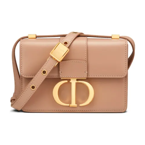 DIOR 30 Montaigne Shoulder Bags