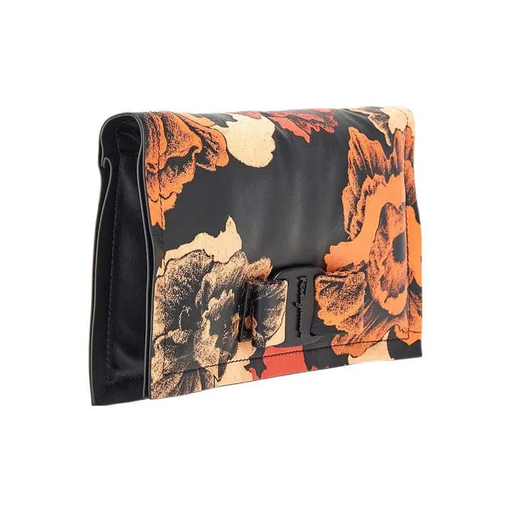 Ferragamo Viva Shoulder Bags-2