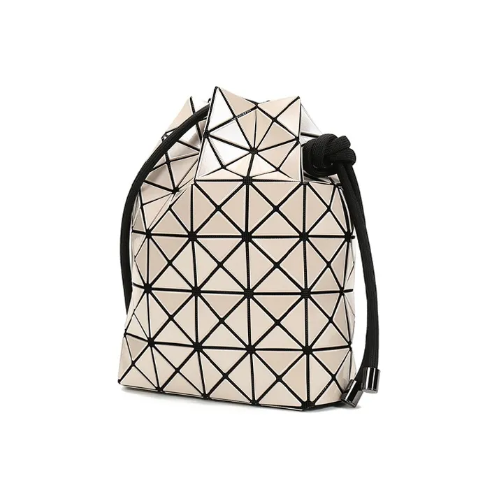 ISSEY MIYAKE Wring PVC Bucket Bag, Handbag, Shoulder Bag Women's Beige-1