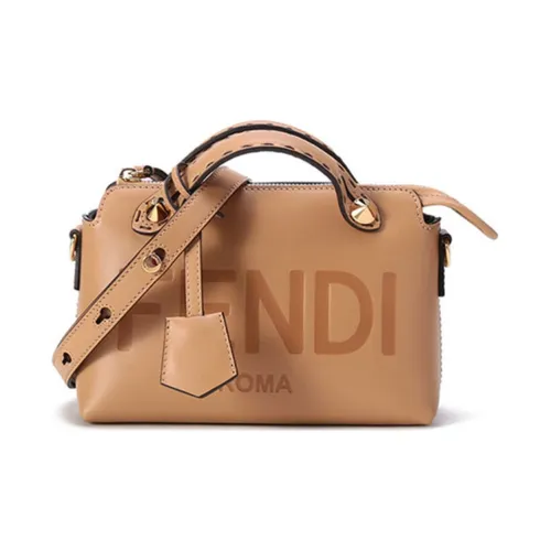 FENDI Shoulder Bags