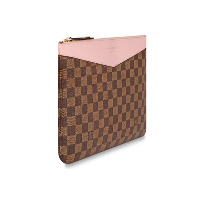 LOUIS VUITTON Clutches-1