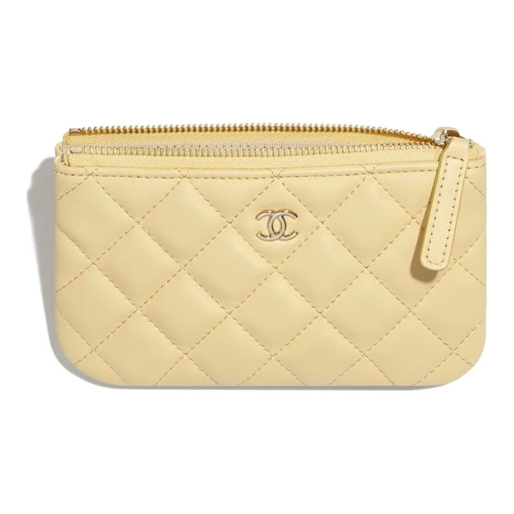 CHANEL Clutches-1
