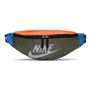 Nike Sportswear Heritage Waist Bag Brown