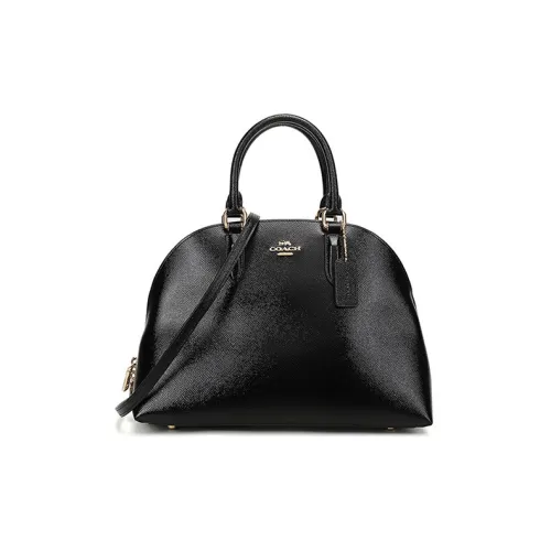 COACH Quinn Shoulder Bags