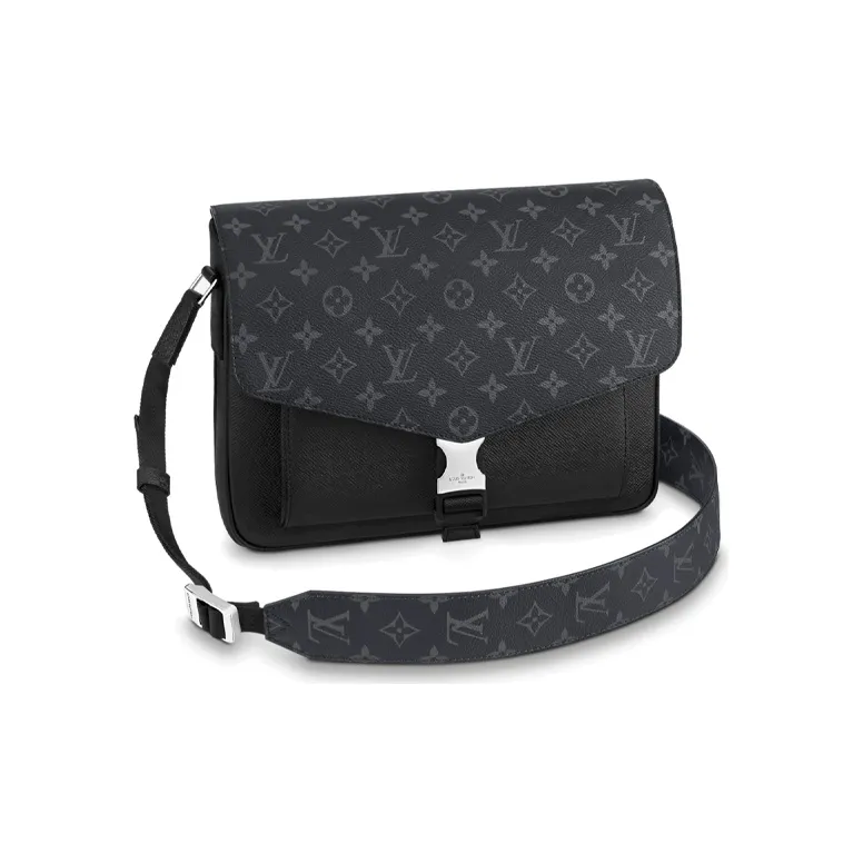 LOUIS VUITTON Messengerama Black-0