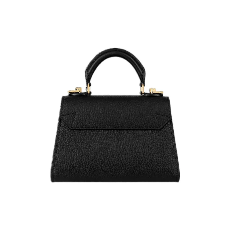 LOUIS VUITTON Twist One Handle Bb-3