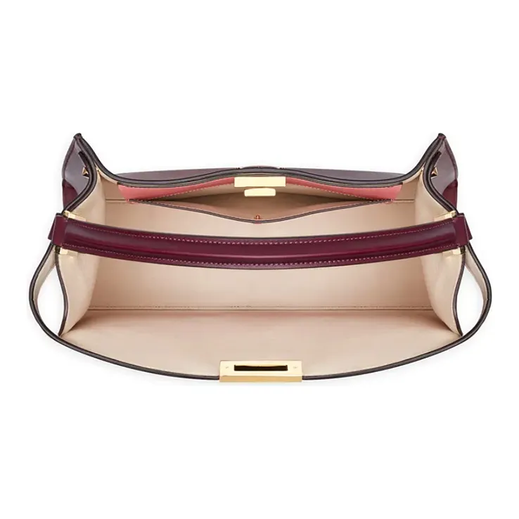FENDI Peekaboo Handbags-3