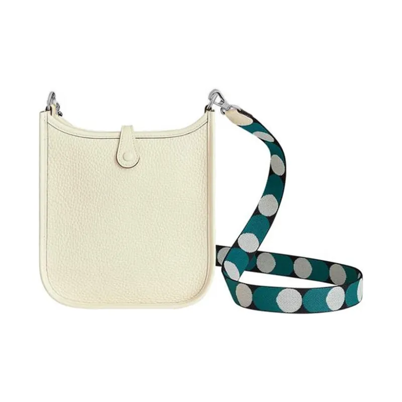HERMES Evelyne Shoulder Bags-2