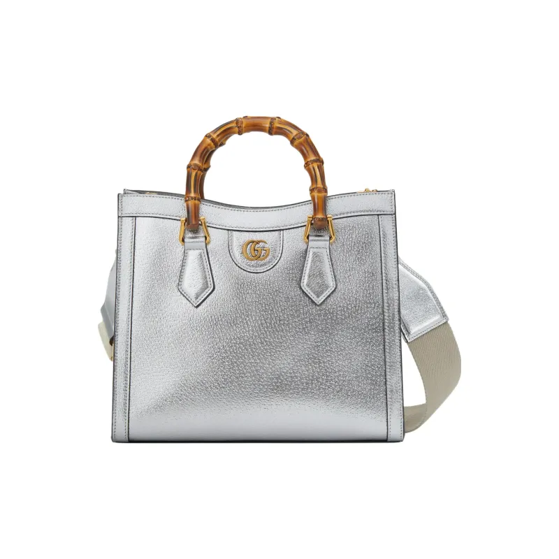 GUCCI Diana Handbags-3
