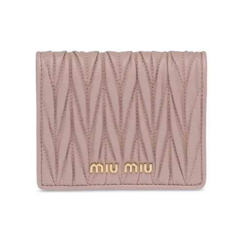 MIU MIU Matelassé Leather Wallet Women's ensemble