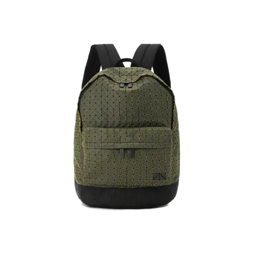 ISSEY MIYAKE Daypack Leather Backpack Regular Unisex Pistachio Green