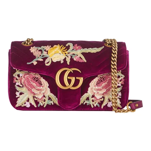 GUCCI Marmont Crossbody Bags