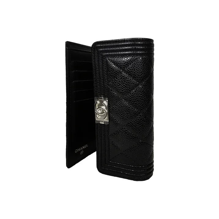 CHANEL Grain Caviar Calfskin Clutch Women's Black-2