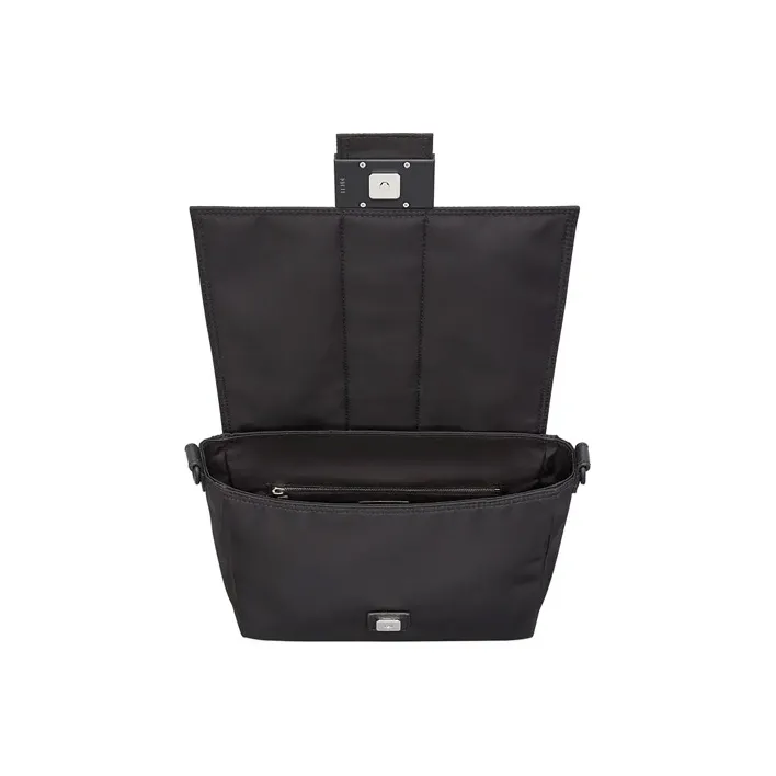 FENDI Baguette Crossbody Bags-5
