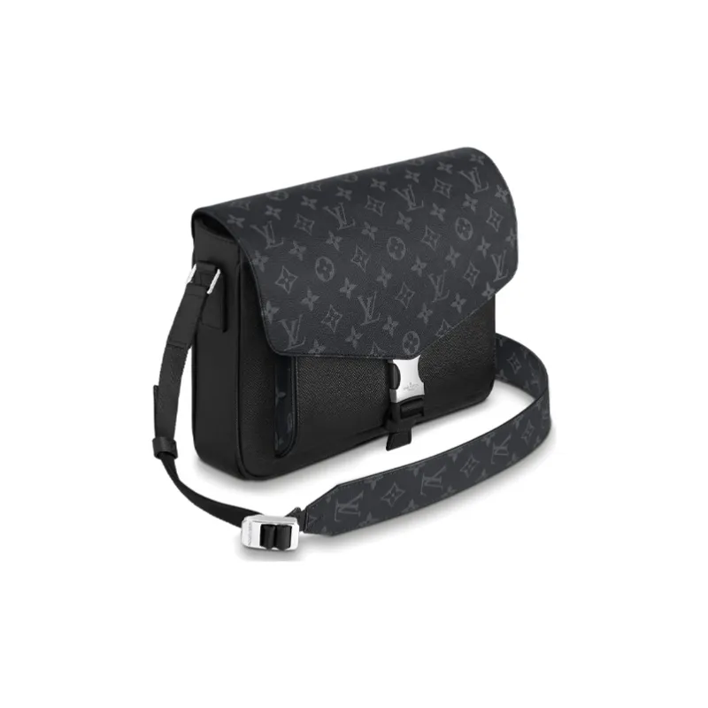 LOUIS VUITTON Messengerama Black-1