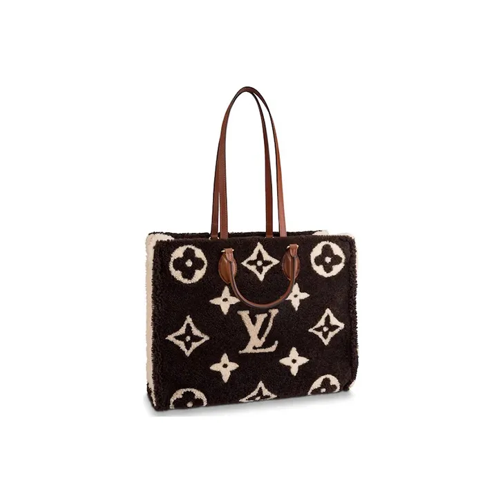 LOUIS VUITTON Onthego Monogram Teddy Fleece Brown-2