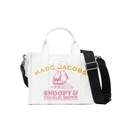 MARC JACOBS The Traveler Crossbody Bags