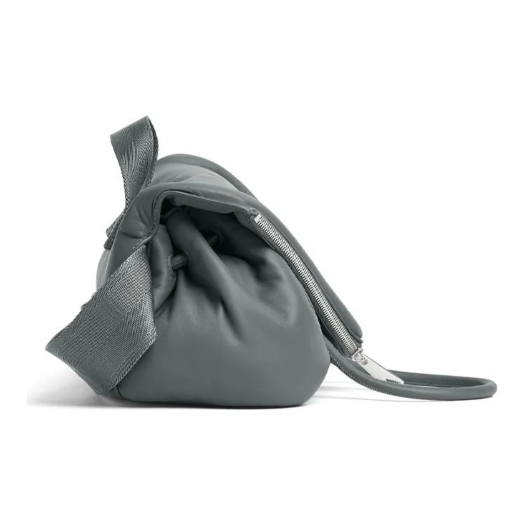 Bottega Veneta Beak Cow Leather Fanny Pack Men's Gray-1