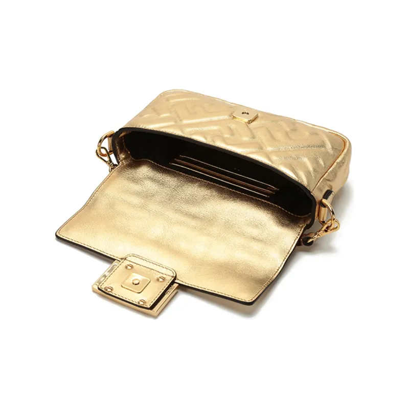 FENDI Baguette Handbags-5