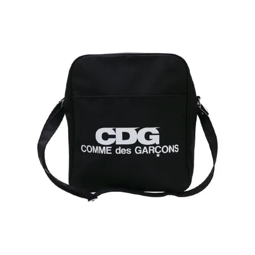 CDG Shoulder Bags