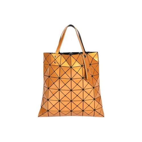 ISSEY MIYAKE Handbags