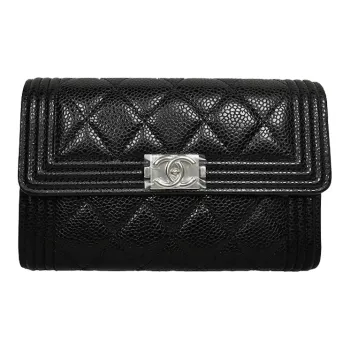CHANEL Grain Caviar Calfskin Clutch Women's Black