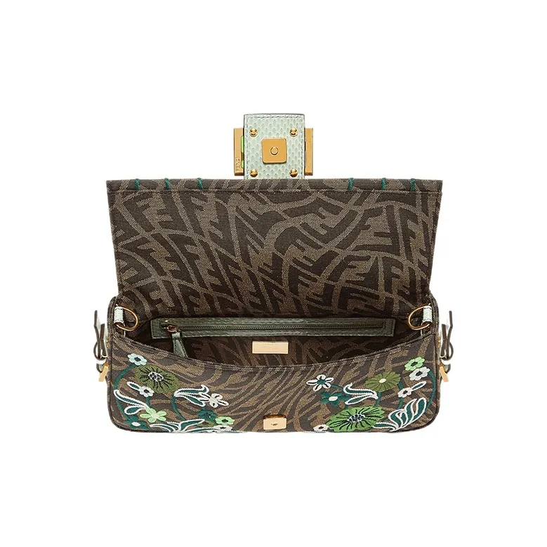 FENDI Baguette Handbags-3