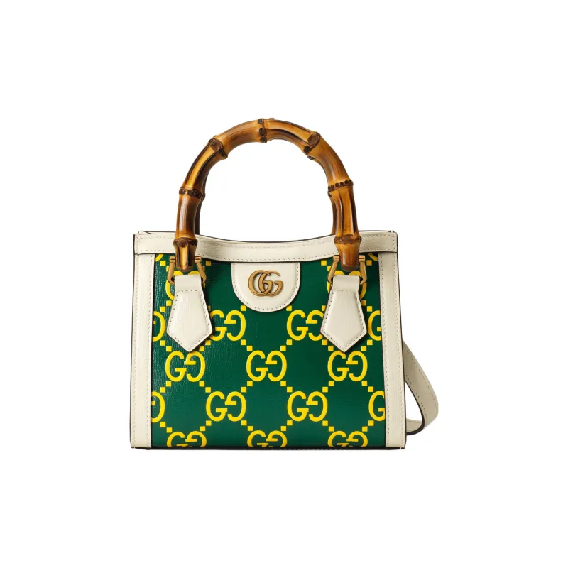 GUCCI Diana Handbags-8