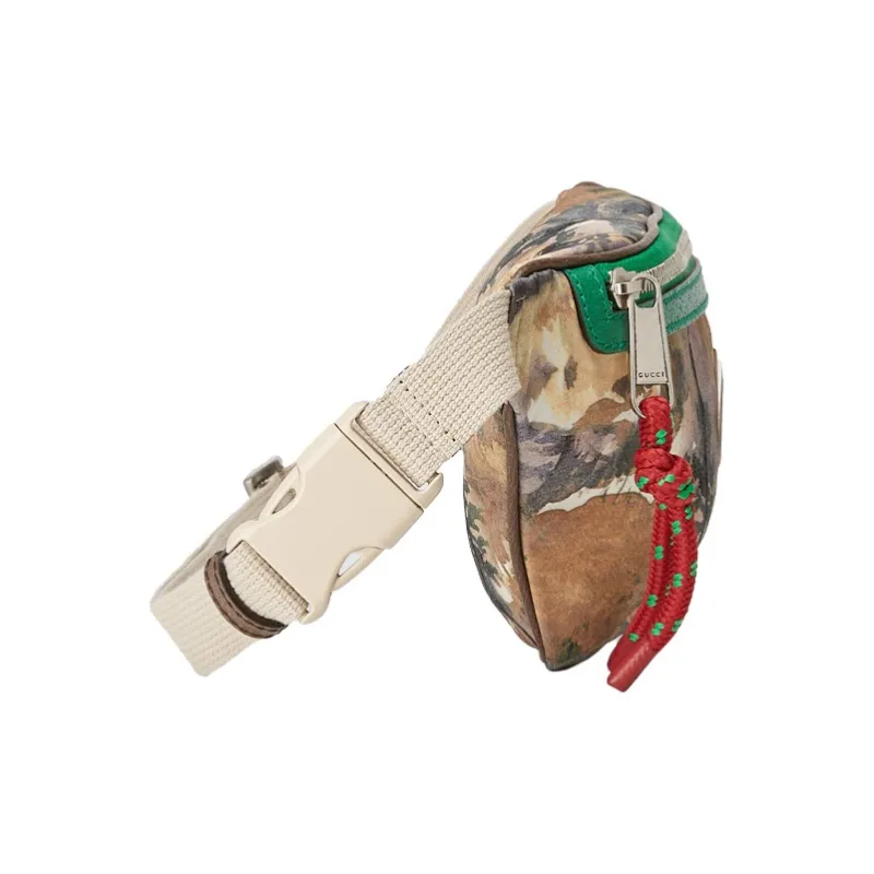 The North Face X GUCCI Fanny Packs-3