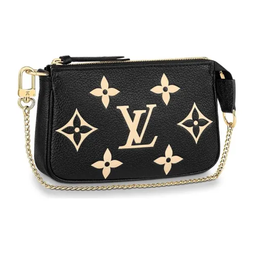 LOUIS VUITTON  Pochette Accessoires Single-Shoulder Wallet Mini Size Black Wmns