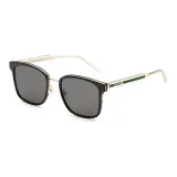 Black Frame and Green Temples 003