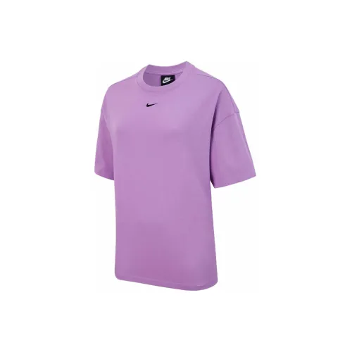 Nike Sportswear Essentials Series T-Shirts Women's Purple