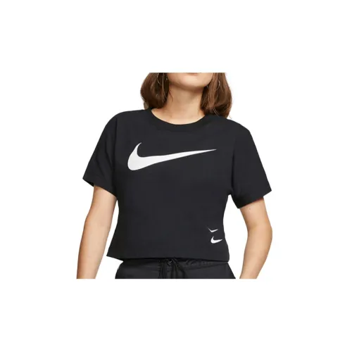 Nike Women's Crop Top