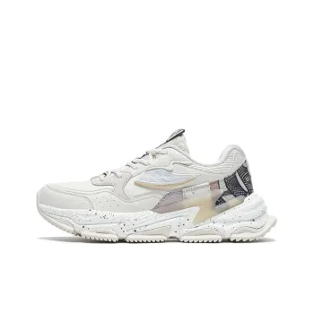 XTEP Mountains And Seas Ceramic Anti-Slip And Wear-Resistant Lightweight Low-Top Casual Shoes Women's Milk Tea White