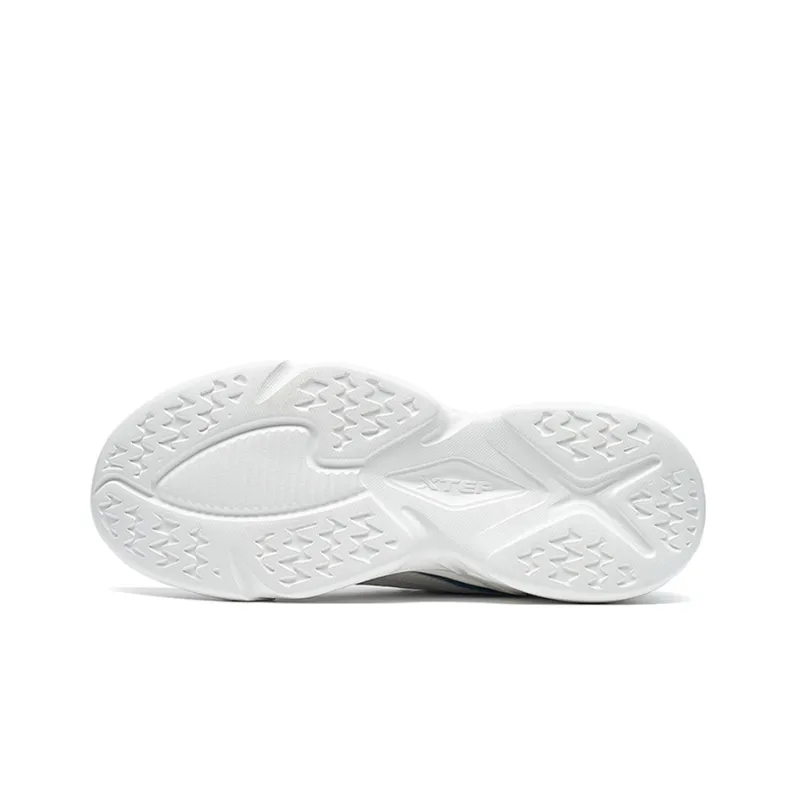 XTEP Anti Slip Wear Resistant Low Top Sports Casual Shoes Men's White Gray Blue-3