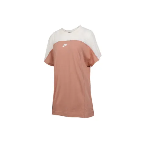 Nike Women shorts-Sleeved Dress